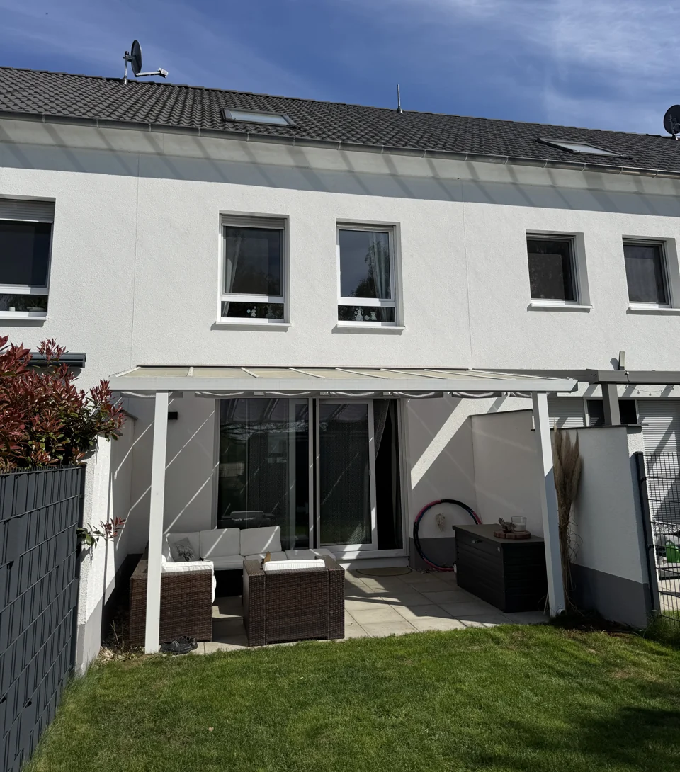 Gartenansicht des Reihenmittelhauses in Gräfenhausen